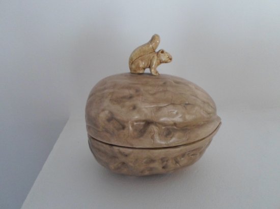 Walnut Shaped Ceramic with a Squirrel on Top