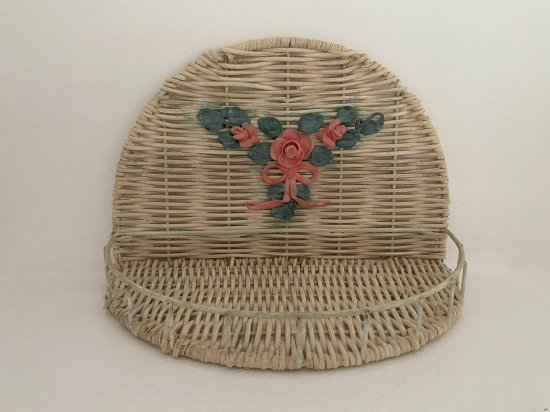 Bathroom Wicker Basket Shelf With Rose Design