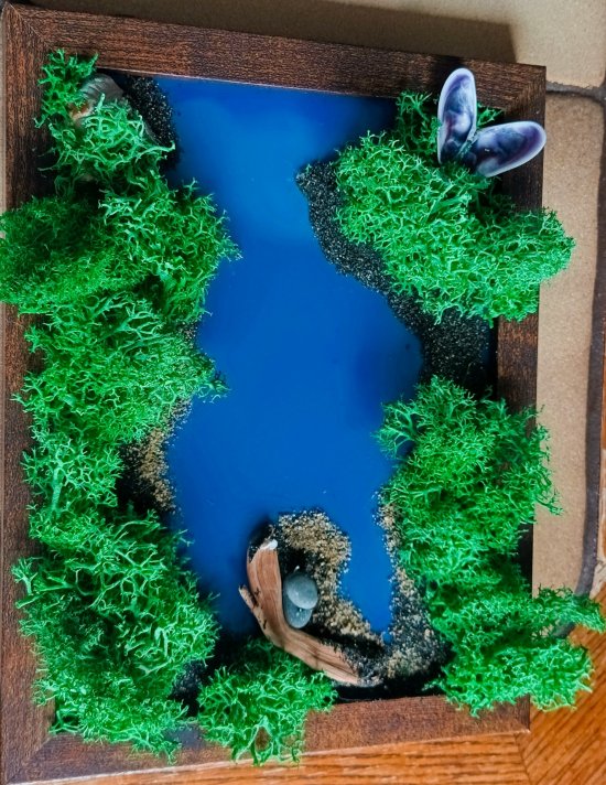 Small Handmade Framed Artwork 2217 cm with Moss and Natural Materials